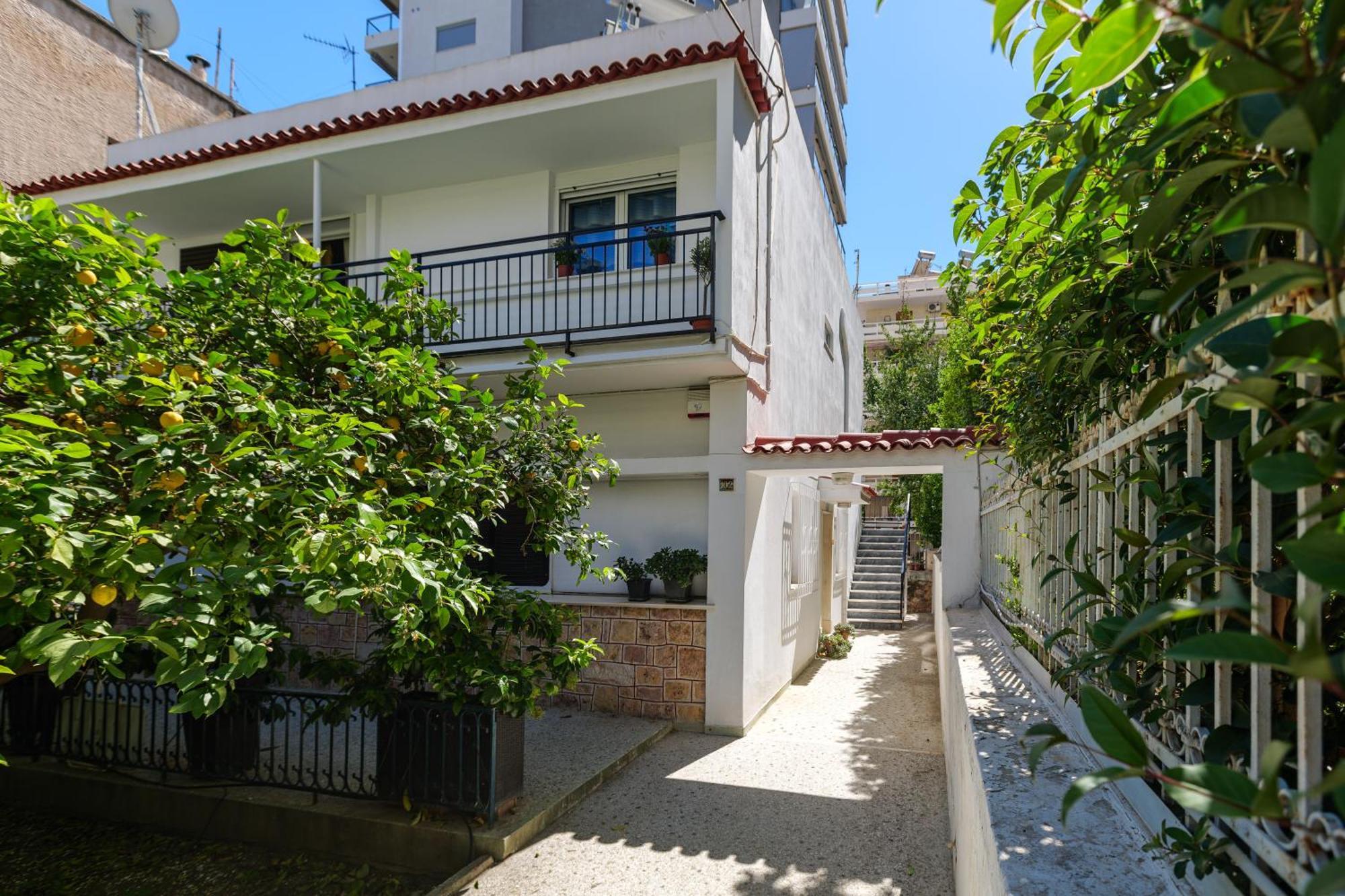 Apartment The House In Palaio Faliro Near The Sea Vipgreece Athen