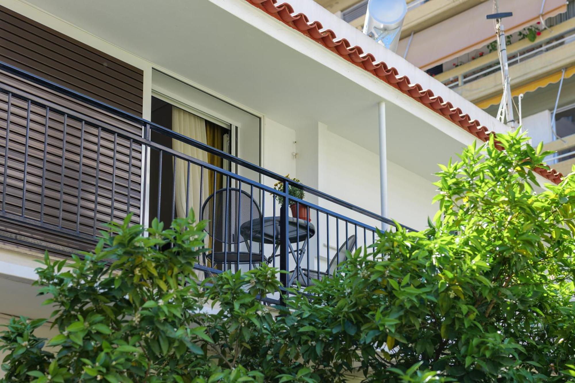 The House In Palaio Faliro Near The Sea Vipgreece