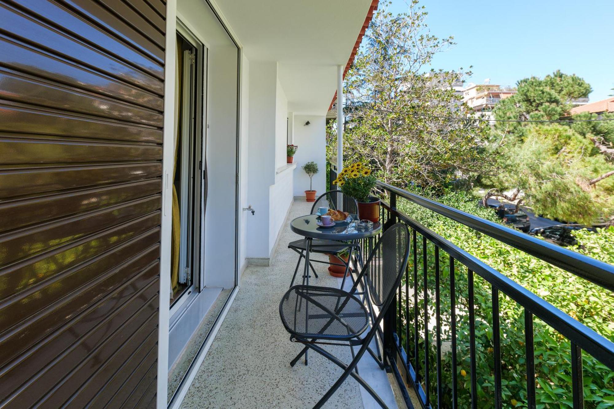 Apartment The House In Palaio Faliro Near The Sea Vipgreece